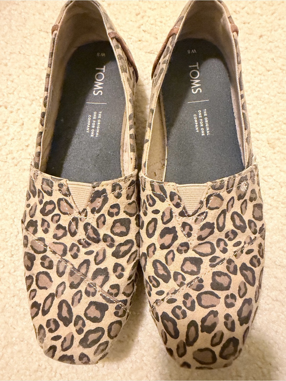 TOMS Leopard-Print Slip-Ons in Tan and Black Womens size 8 M